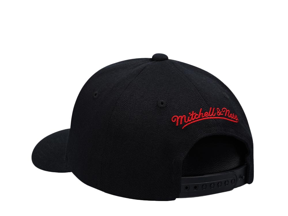 Mitchell & Ness NBA Love this Game Edition Classic Red Flex Snapback Cap