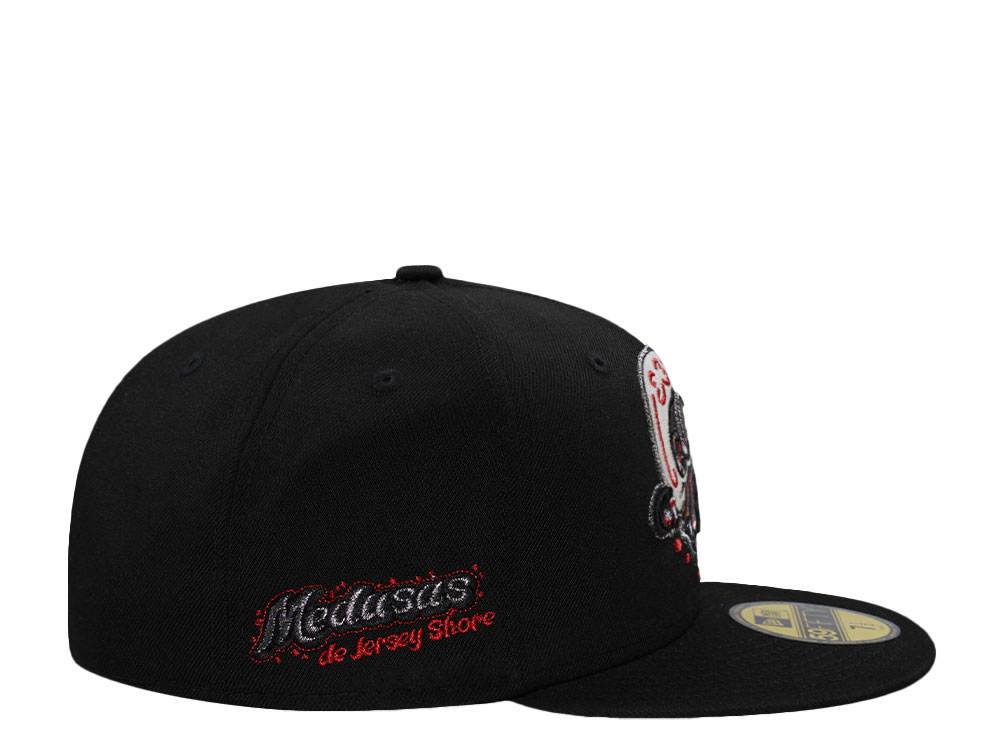 New Era Medusas de Jersey Shore Red Detail Prime Horror Edition 59Fifty Fitted Hat