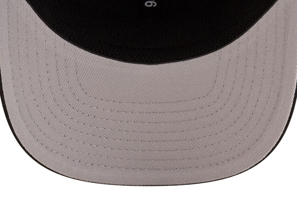 New Era Boston Bruins Black 9Seventy  Stretch Snapback Hat