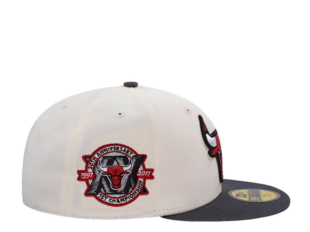 New Era Chicago Bulls 20th Anniversary Chrome Two Tone Edition 59Fifty Fitted Hat