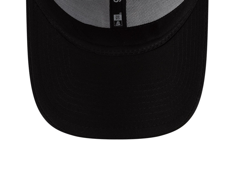 New Era New York Yankees Animal Infill Logo Black 9Forty Snapback Hat